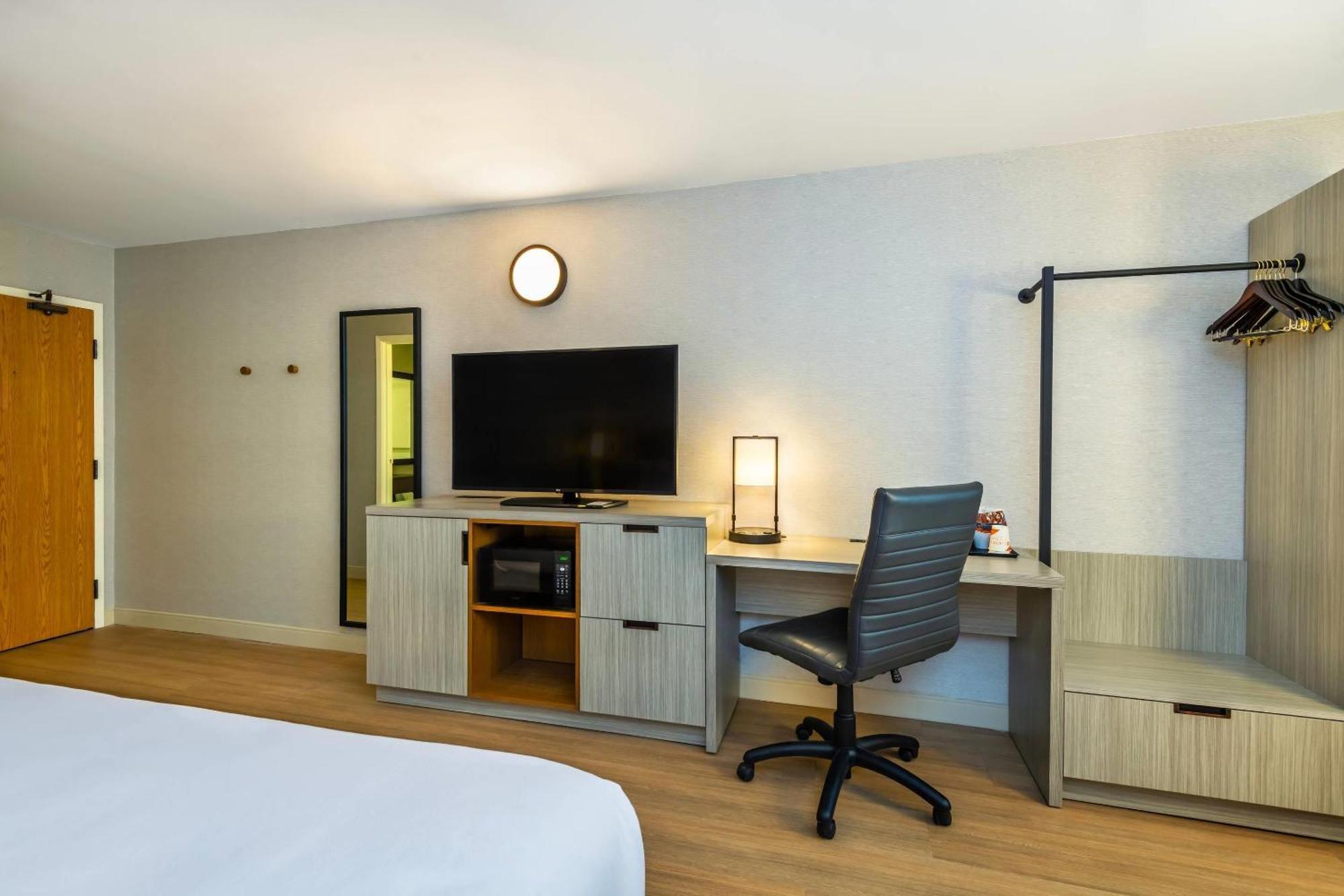 Comfort Inn Gatineau Exterior photo